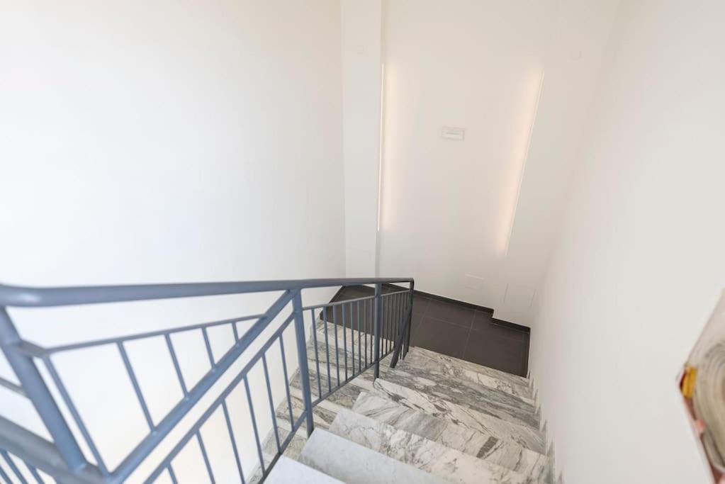 Vallarsa 10 - Int.04 Apartamento *